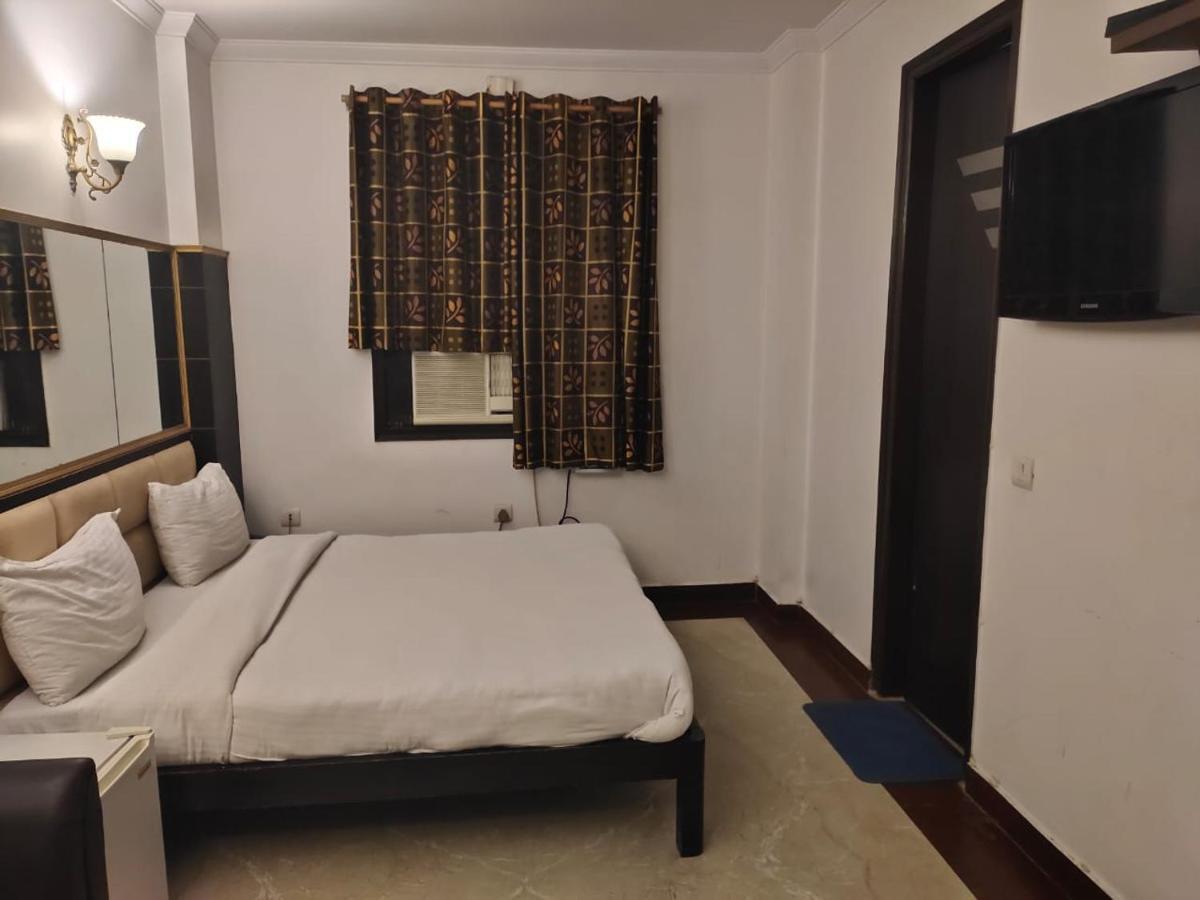 Hotel Amrit Villa Dillí Exteriér fotografie